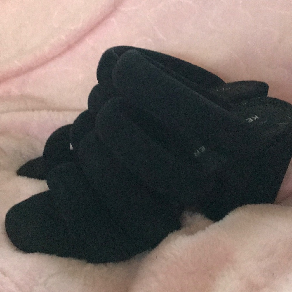 Kelsi dagger size 7 blk